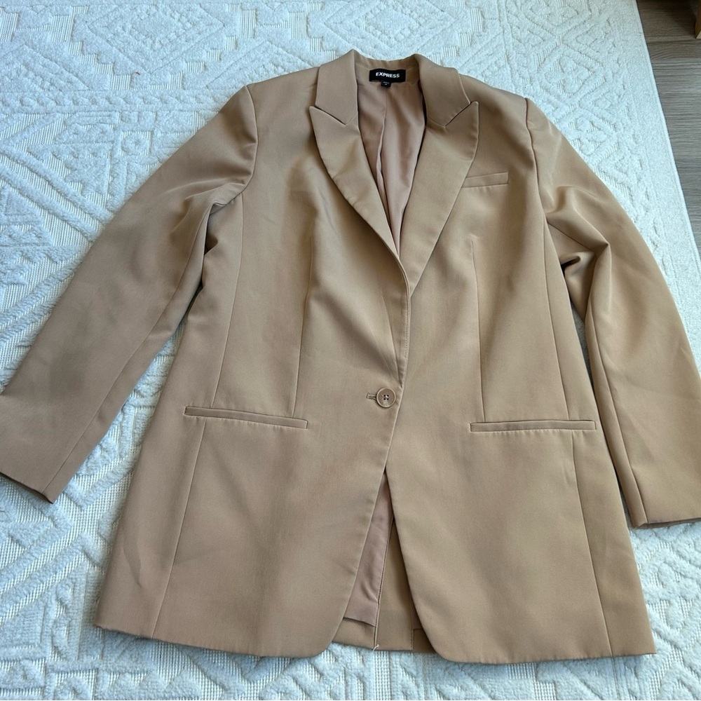 Express Classic Beige Women's Blazer